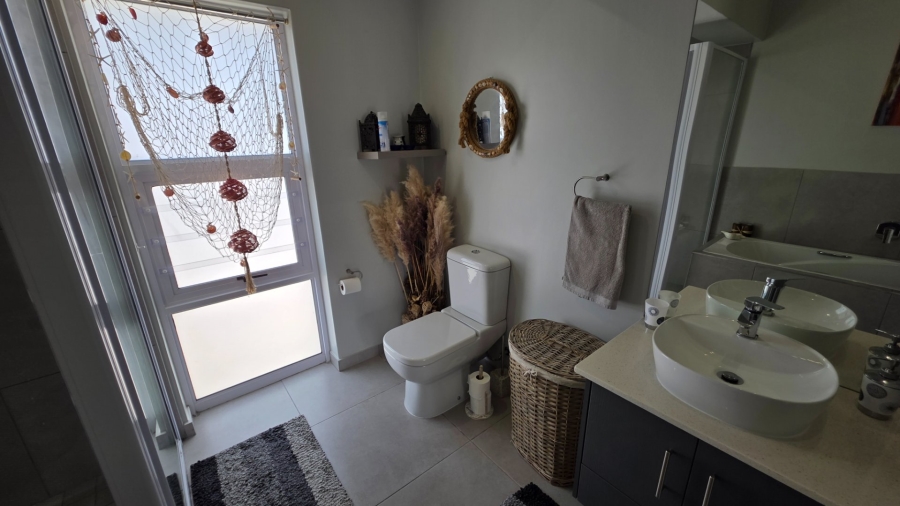 3 Bedroom Property for Sale in Island View Western Cape
